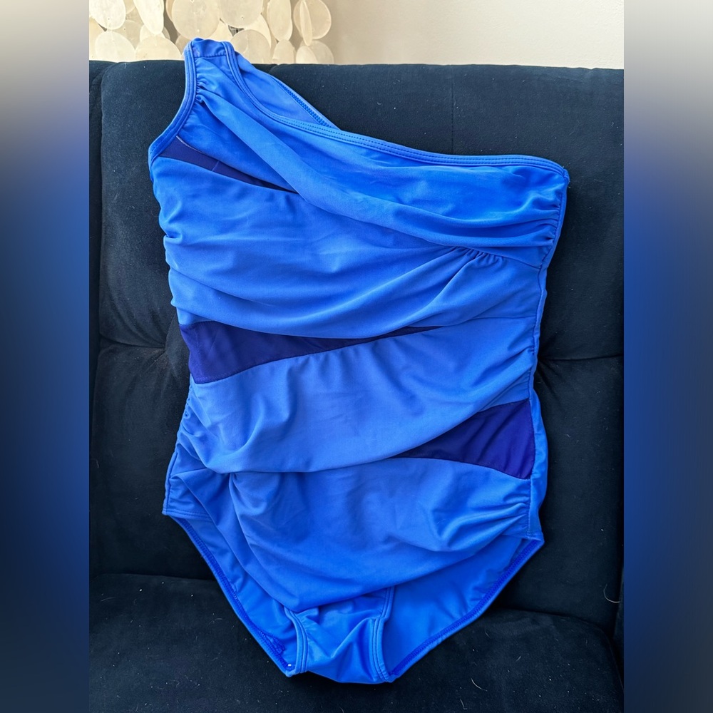 Blue one piece one shoulder swimsuit
